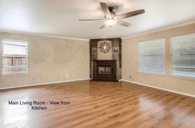 Building Photo - 518 Pecos Cir
