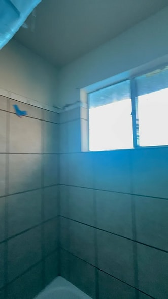 Building Photo - 1932 Overbrook Dr