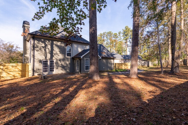 Building Photo - 1051 Waltons Ct