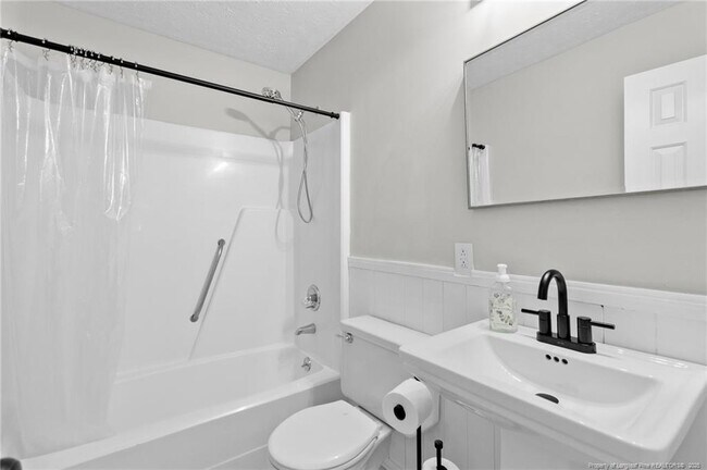 Building Photo - 1716 Valley Ridge Dr
