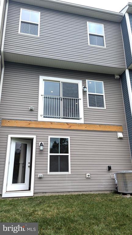 Building Photo - 151 Cooperage Rd