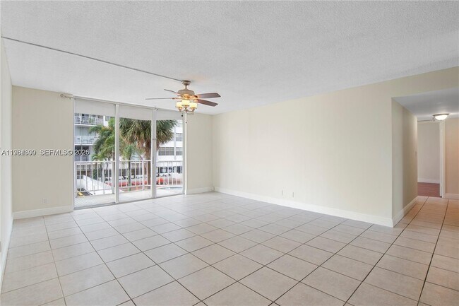 Building Photo - 16740 NE 9th Ave