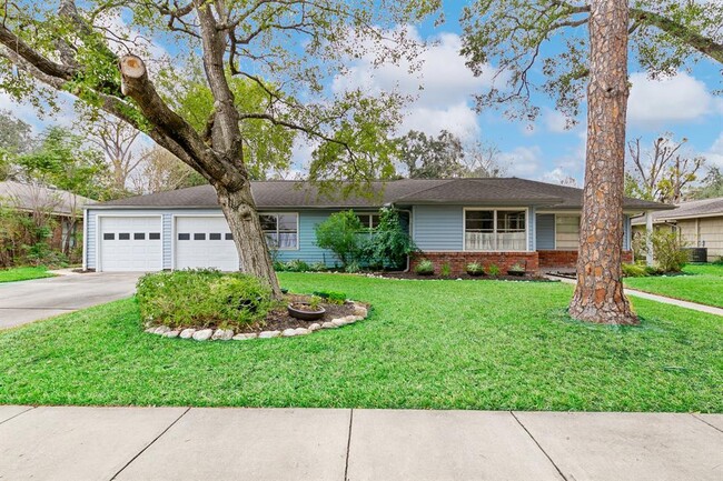 Primary Photo - 5602 Evergreen St