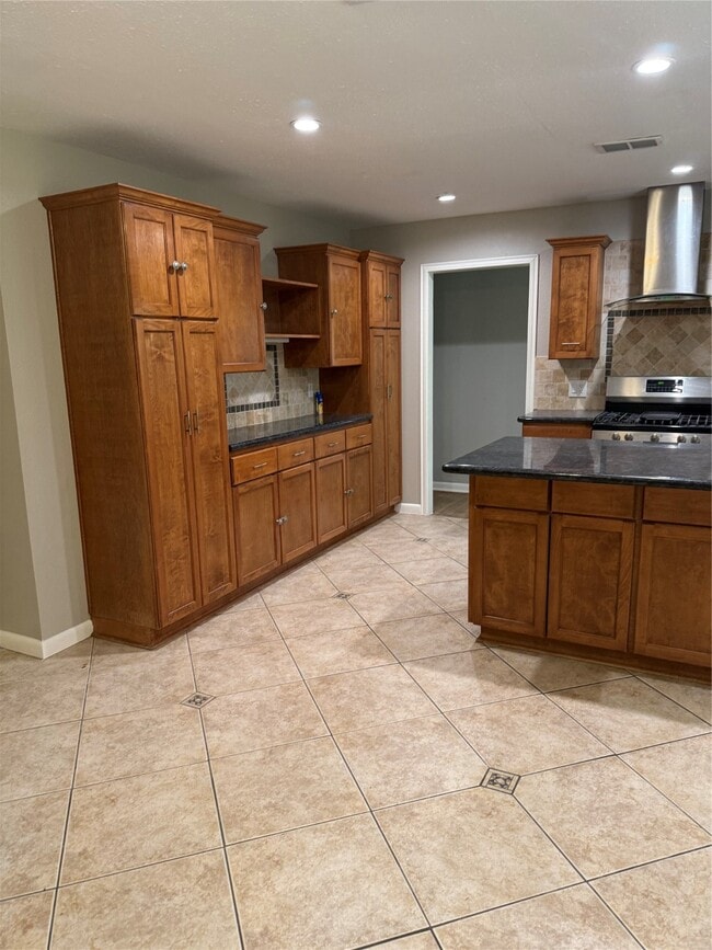 Building Photo - 2603 Goldenrod St