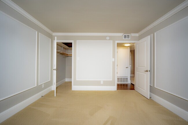 Palmetto at Tiburon View 1 Bed, 1 Bath Bedroom - Palmetto at Tiburon View