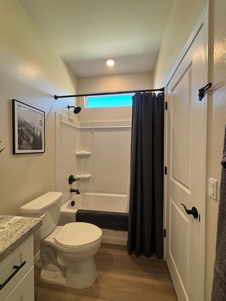 Building Photo - 1204 Tranquil Ln