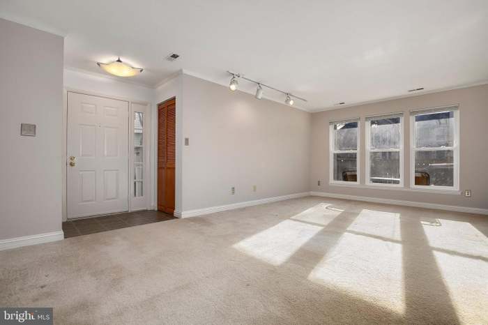 Building Photo - 13210 Meander Cove Dr