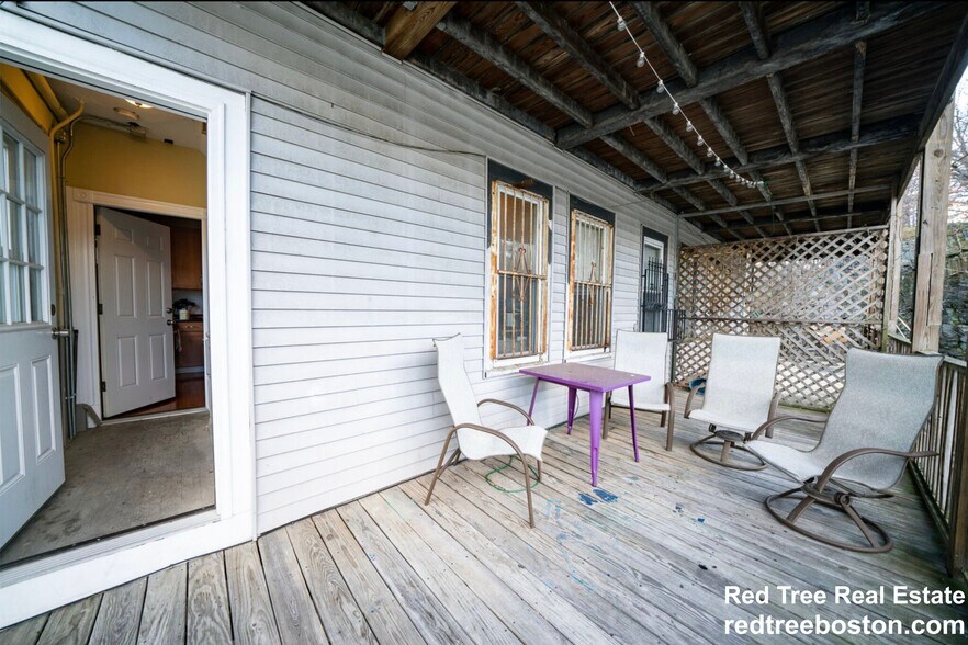 Building Photo - 133 Saint Alphonsus St