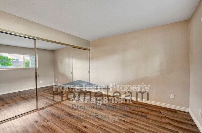 Building Photo - 7954 Mission Center Ct