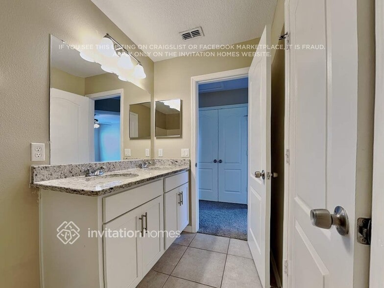 Building Photo - 1527 Diamond Falls Way