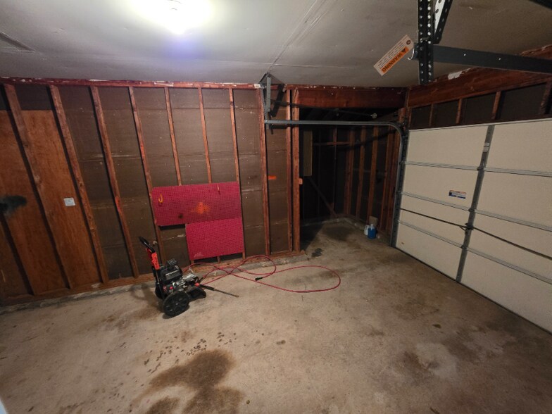 Building Photo - 270 Beth Ann Dr