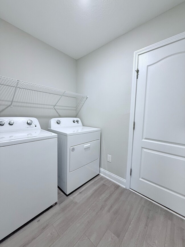 Building Photo - 23 Alagon Wy