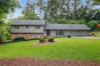 Building Photo - 447 Cove Dr NE