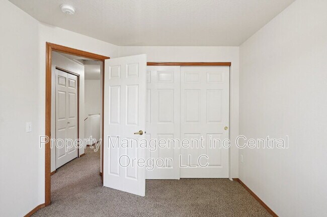 Building Photo - 2110 Baines Blvd