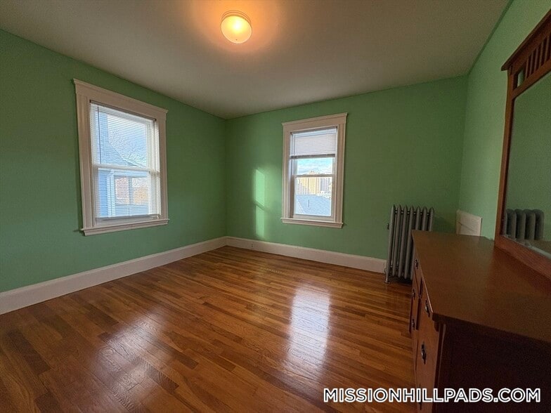 Building Photo - 155-157 Hillside St.