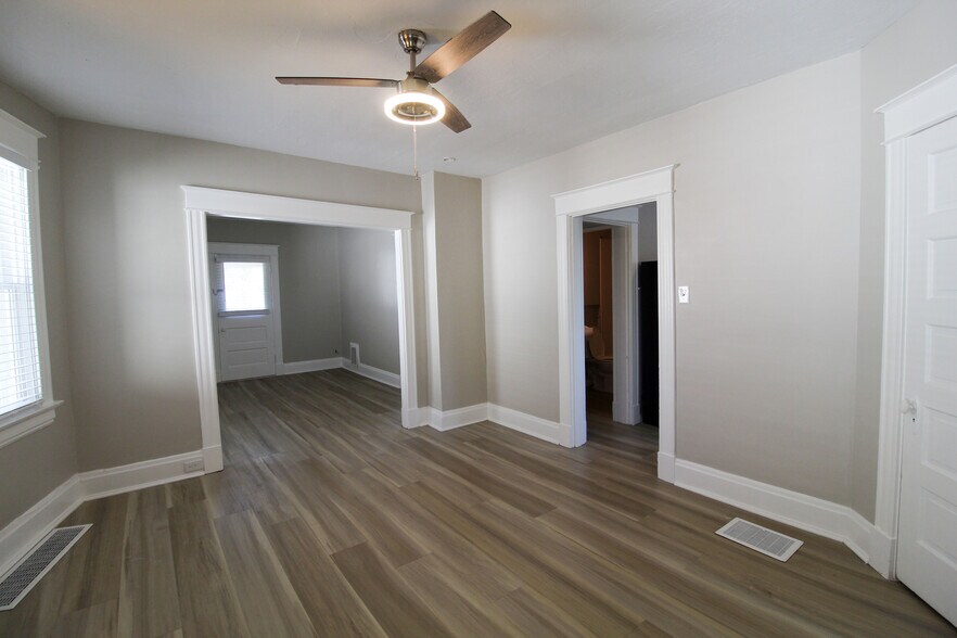 Dinning Room with entry to Living Room and Kitchen - 2621 Ida Ave