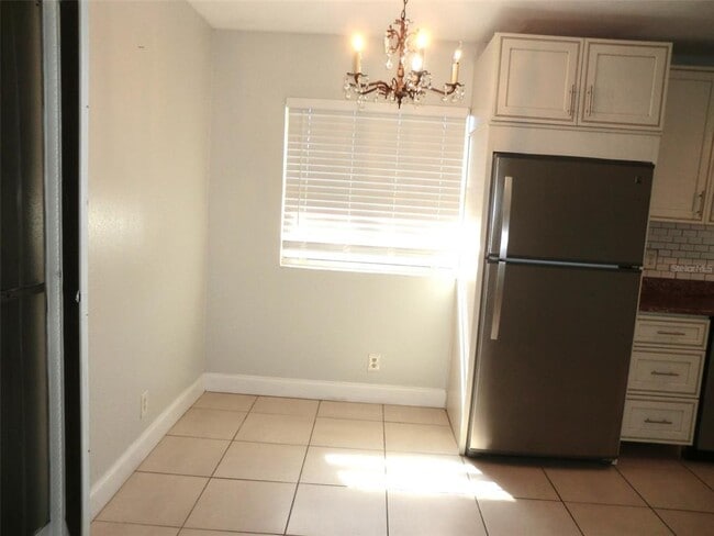 Building Photo - 102 Cambridge Trail