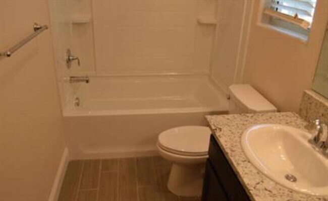 Building Photo - 2406 Gabriel Dr