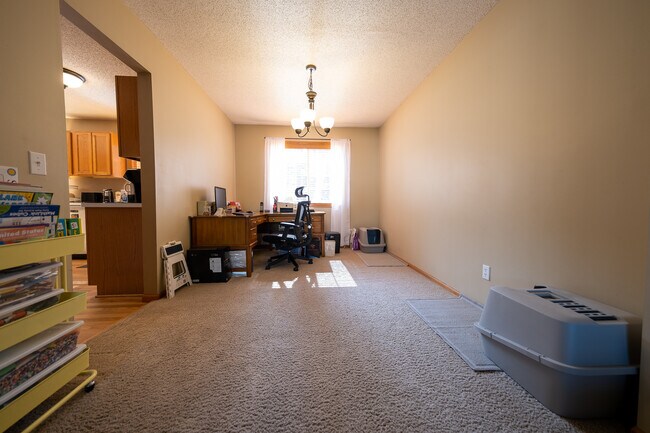 Building Photo - 17473 Hayes Ave