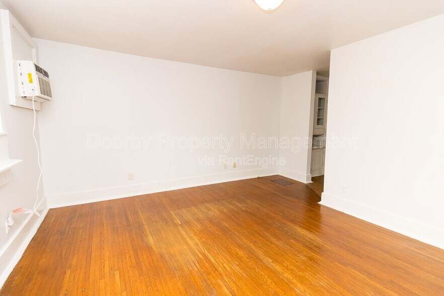 Building Photo - 12 Bellflower Cir