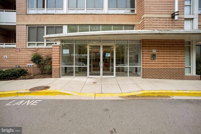 Building Photo - 350 G St SW