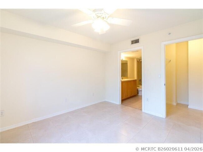 Building Photo - 6760 Heritage 6103