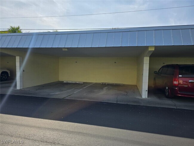 Building Photo - 13511 Stratford Pl Cir