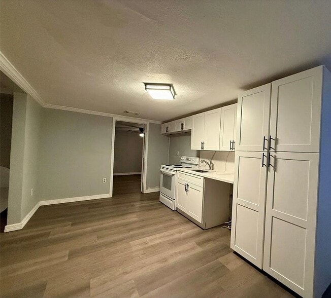 Building Photo - 126 Holly Ridge