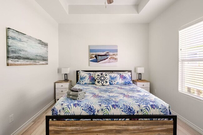 Building Photo - 1714 TX-87