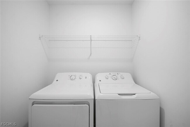 Building Photo - 18421 Copperhead Dr