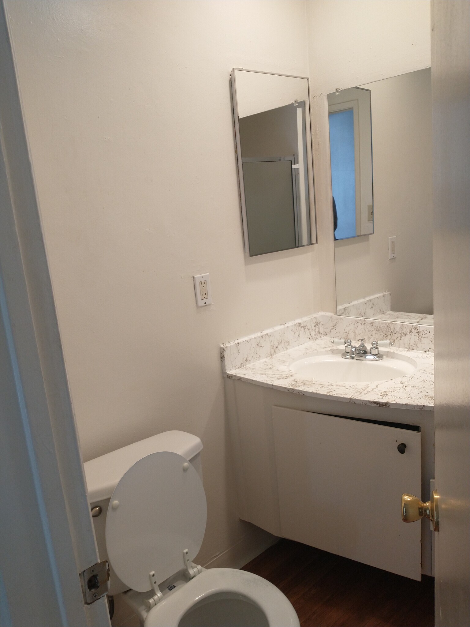 Masters Bathroom - 1857 W Malvern Ave