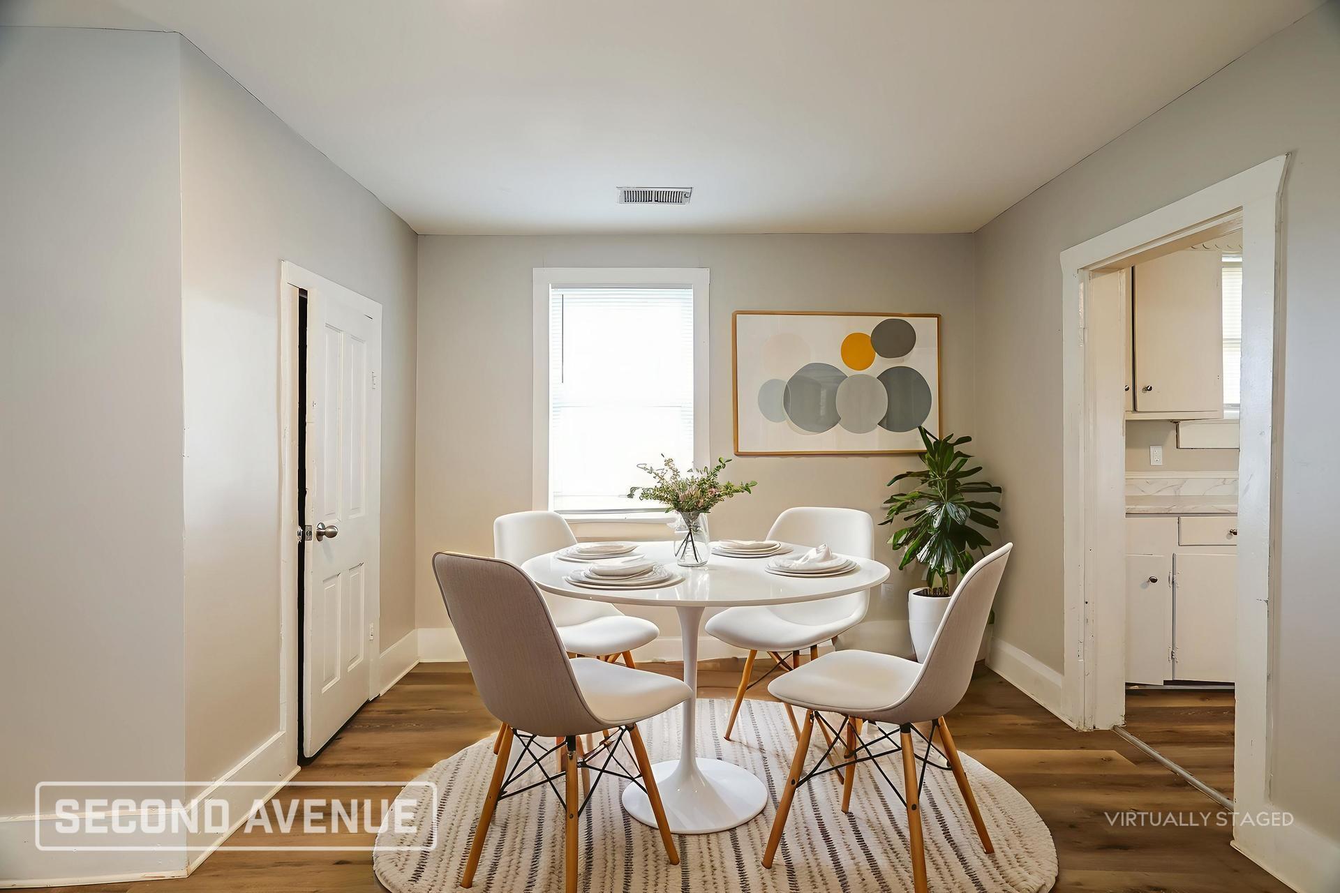 Building Photo - 315 3rd St N