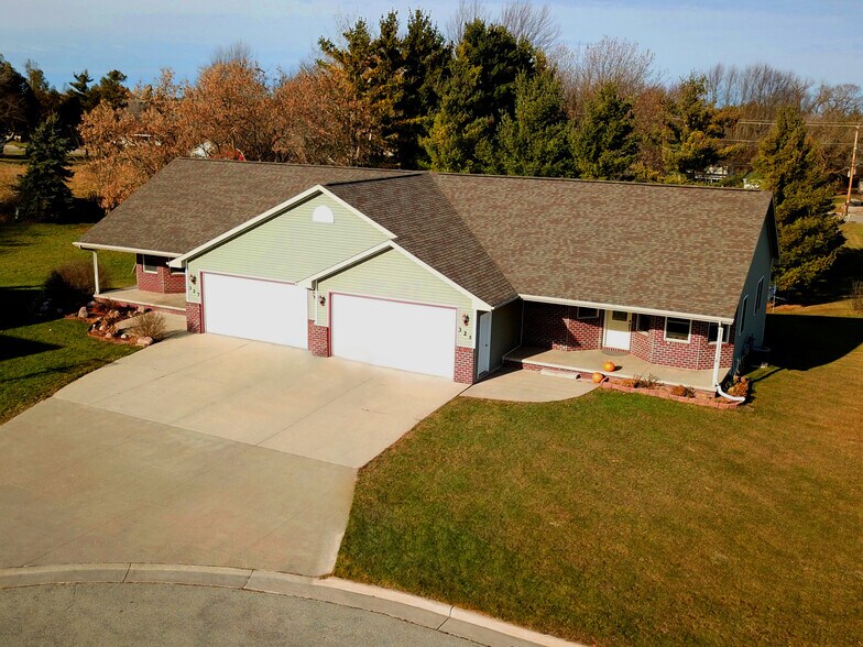 Aerial view 325 Cordy Ln. Hortonville, WI. 54944 - 325 Cordy Lane