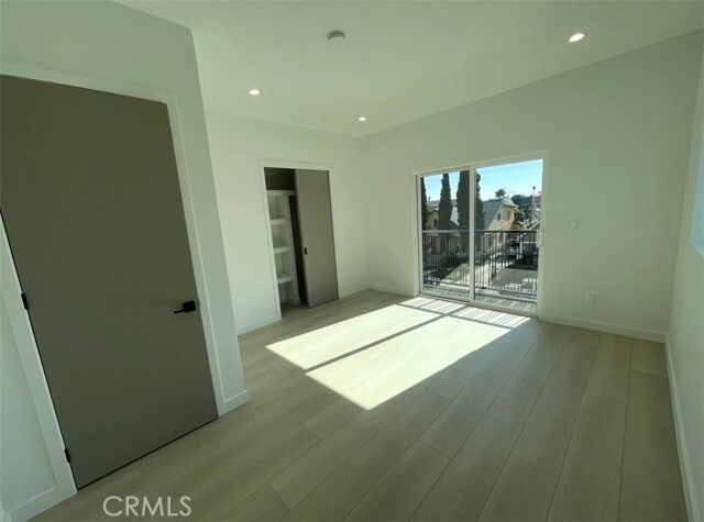 Building Photo - 611 W 41st Pl