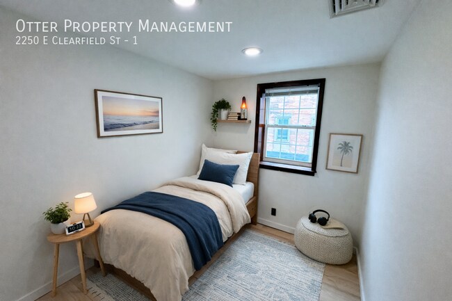 Building Photo - 2250 E Clearfield St