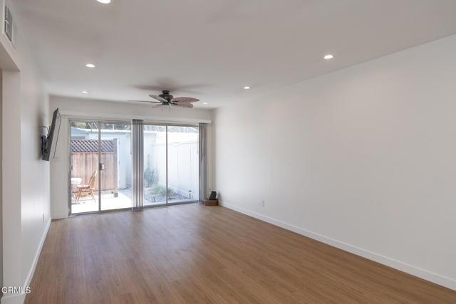 Building Photo - 130 E Alta Green