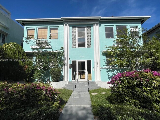 Building Photo - 1555 Pennsylvania Ave