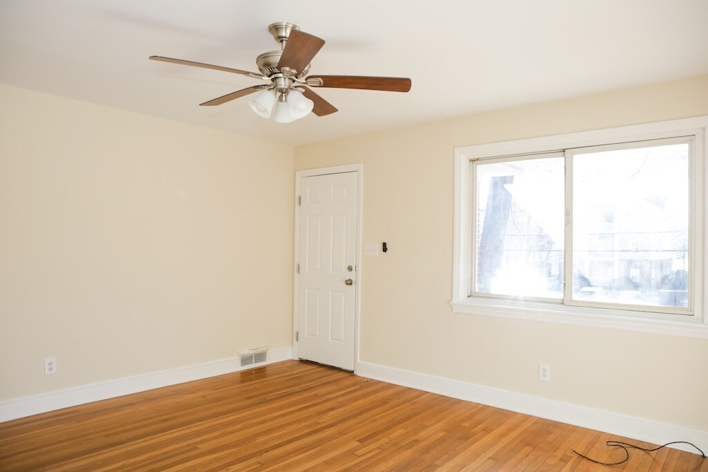 Building Photo - 1708 Walker Ave