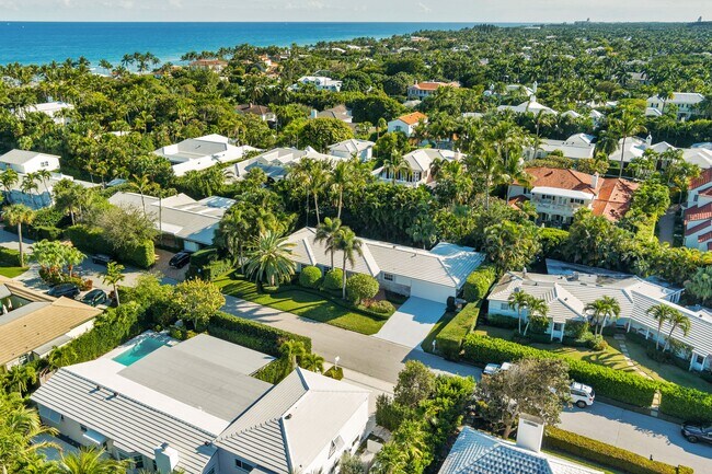 Building Photo - 230 Osceola Way