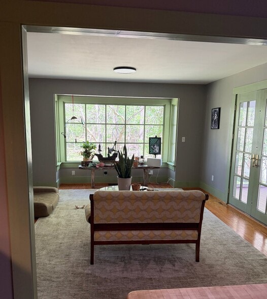 Building Photo - 5886 Poor Mountain Rd