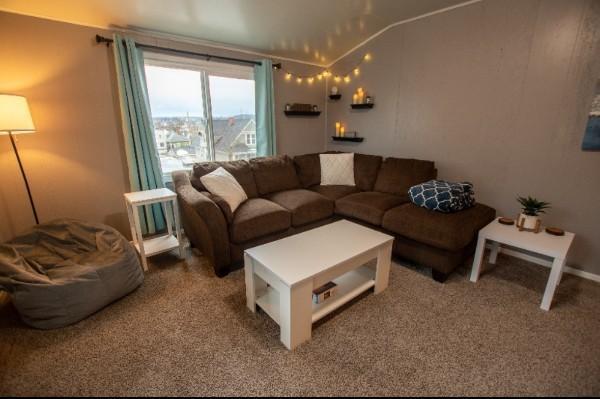 Building Photo - 1316 W Dean Ave