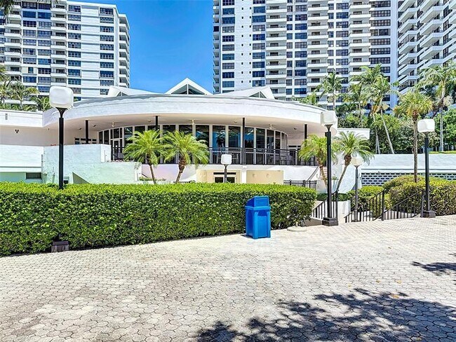 Building Photo - 500 Three Islands Boulevard