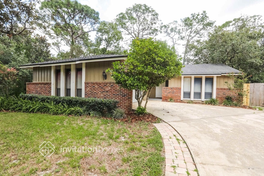Building Photo - 102 Ingram Ct