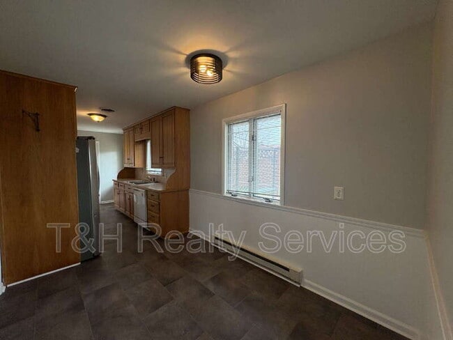 Building Photo - 509 Glendale Dr