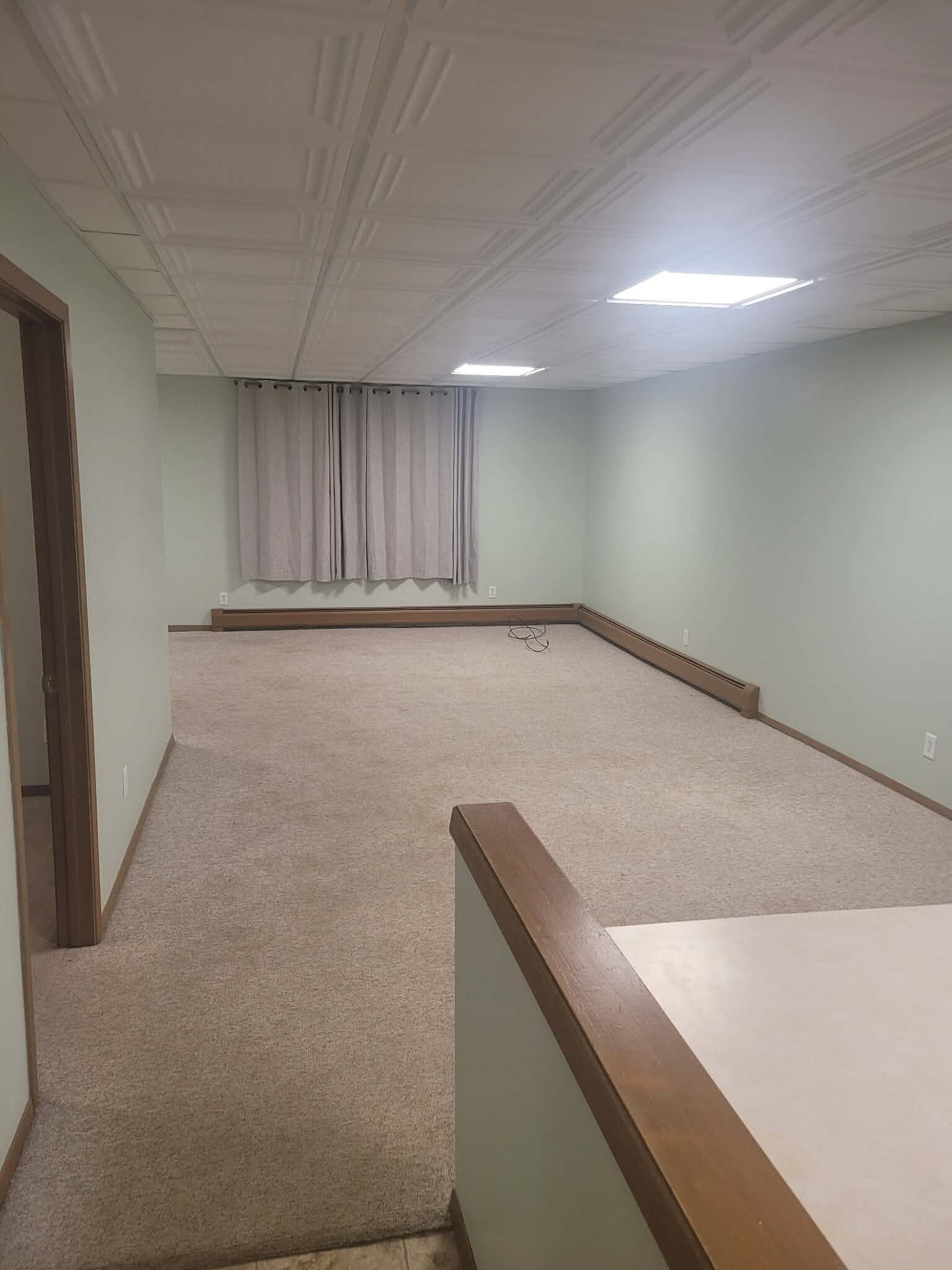 Building Photo - 301 E Main St