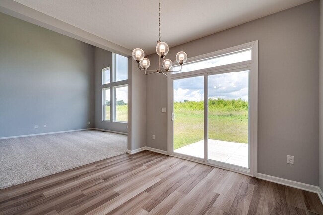 Building Photo - 1744 Ardennes Oak Dr