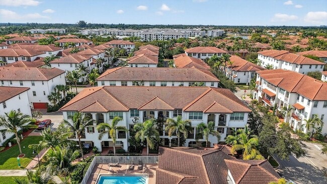 Building Photo - 2705 SW 119th Way