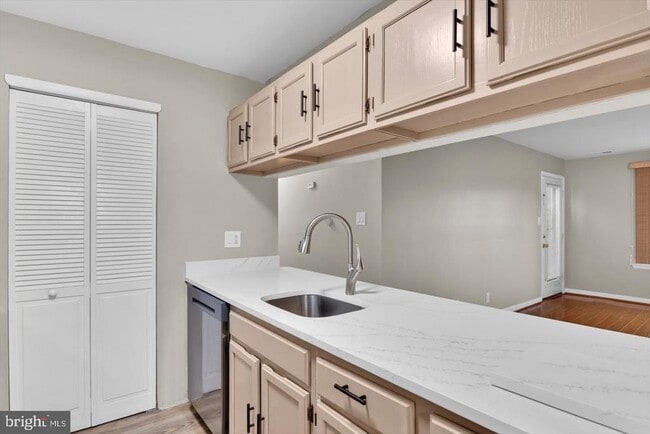 Building Photo - 1966 The Woods II