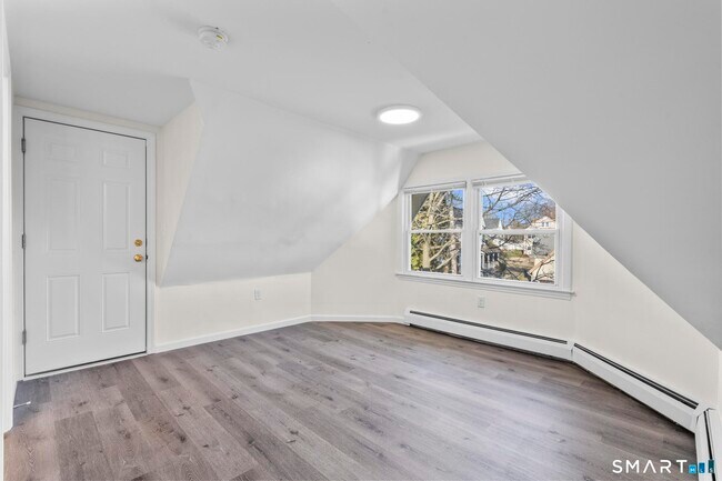 Building Photo - 83 Prospect St