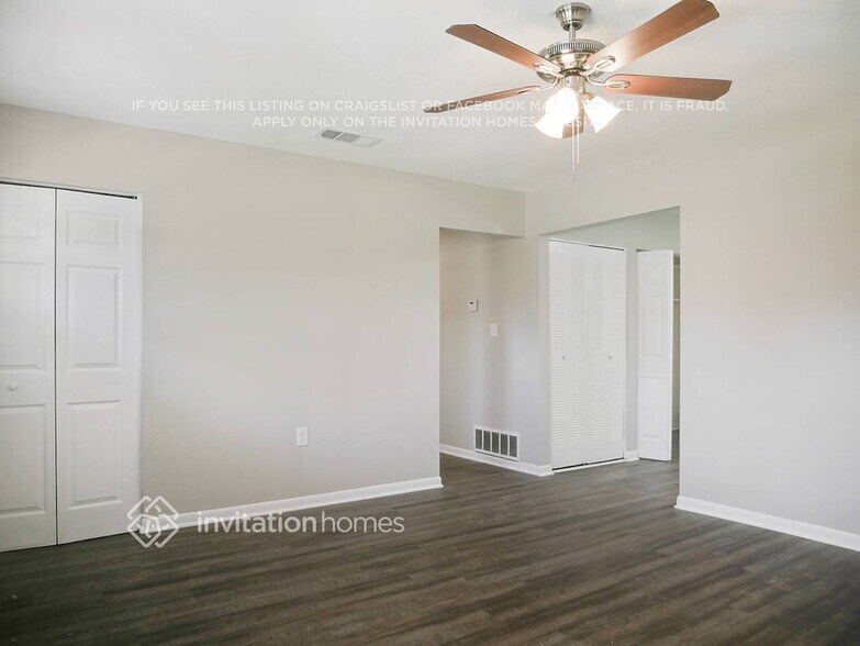 Building Photo - 4085 Brewer Dr SW